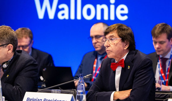 Elio Di Rupo - MP Wallon 